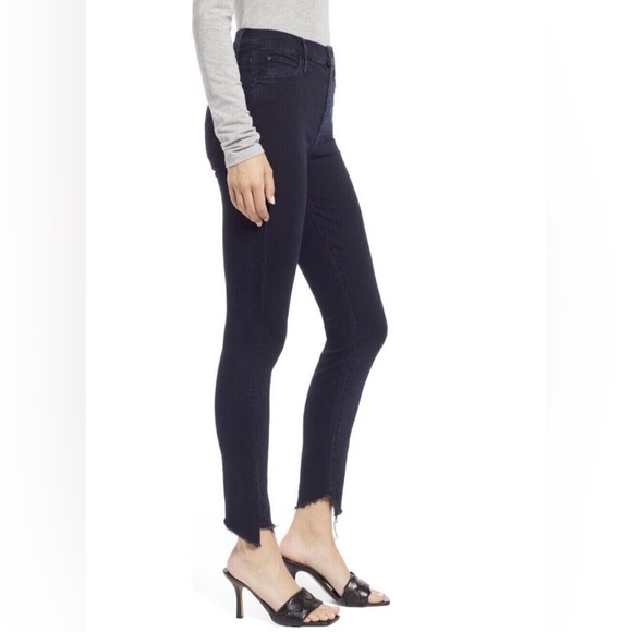 Mother Denim The Stunner Zip Two Step Fray in Holding Hands Skinny Jeans 26 2 - Picture 4 of 14